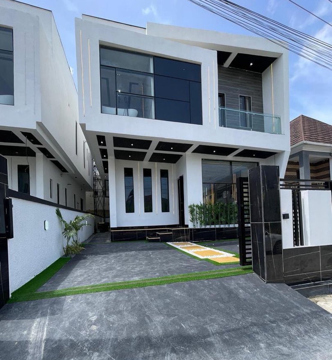 it_Rutie's tweet image. If this pops up on your timeline, You will have your own house soon. 🙏🏾