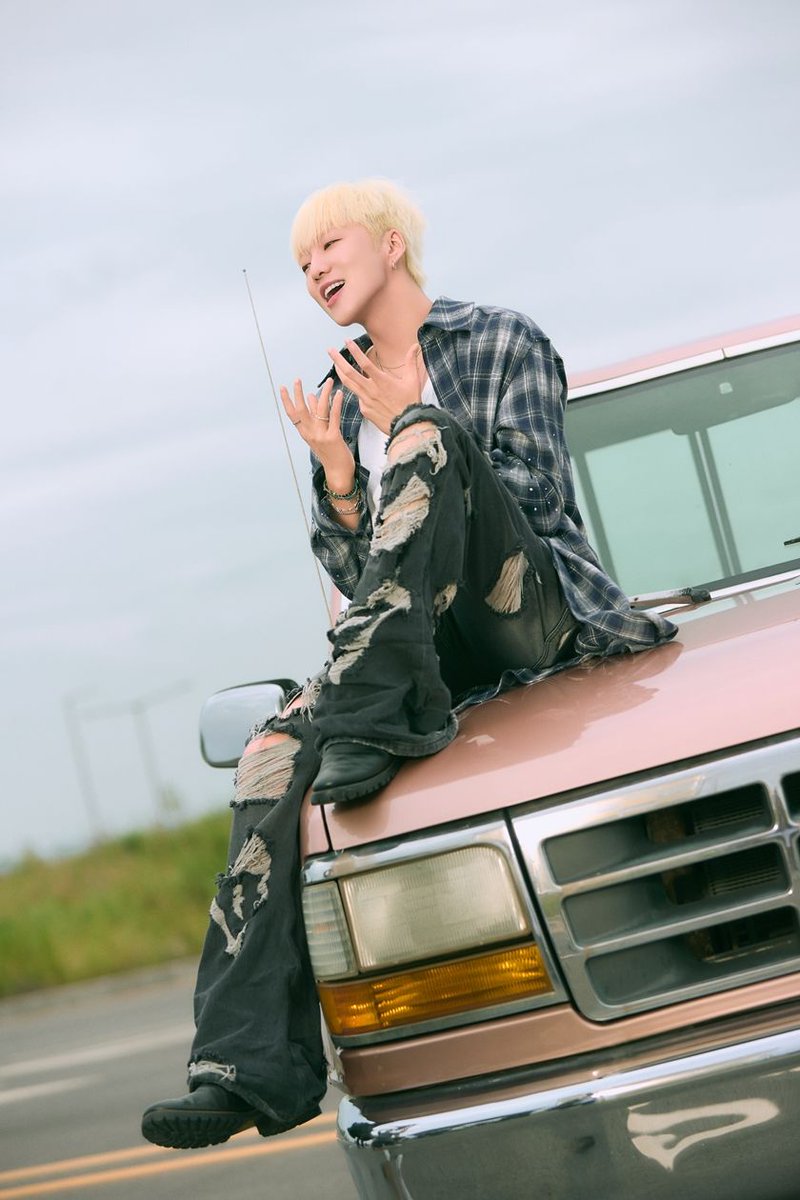 w_nche's tweet photo. genie 강승윤 ‘ME (美)’ MV 촬영 현장 https://t.co/wlWAADR7e6