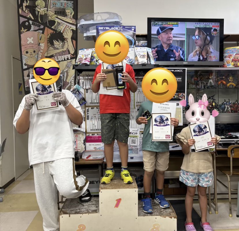 ryukyu_BEY's tweet image. 【S1イベント第3回BANBAN21杯　act1】

🥇ゆきてる
🥈まる
🥉カズマ
4️⃣ゆずき

入賞された皆様おめでとうございます🎉
大人はもう少し頑張らなきゃですね🤣