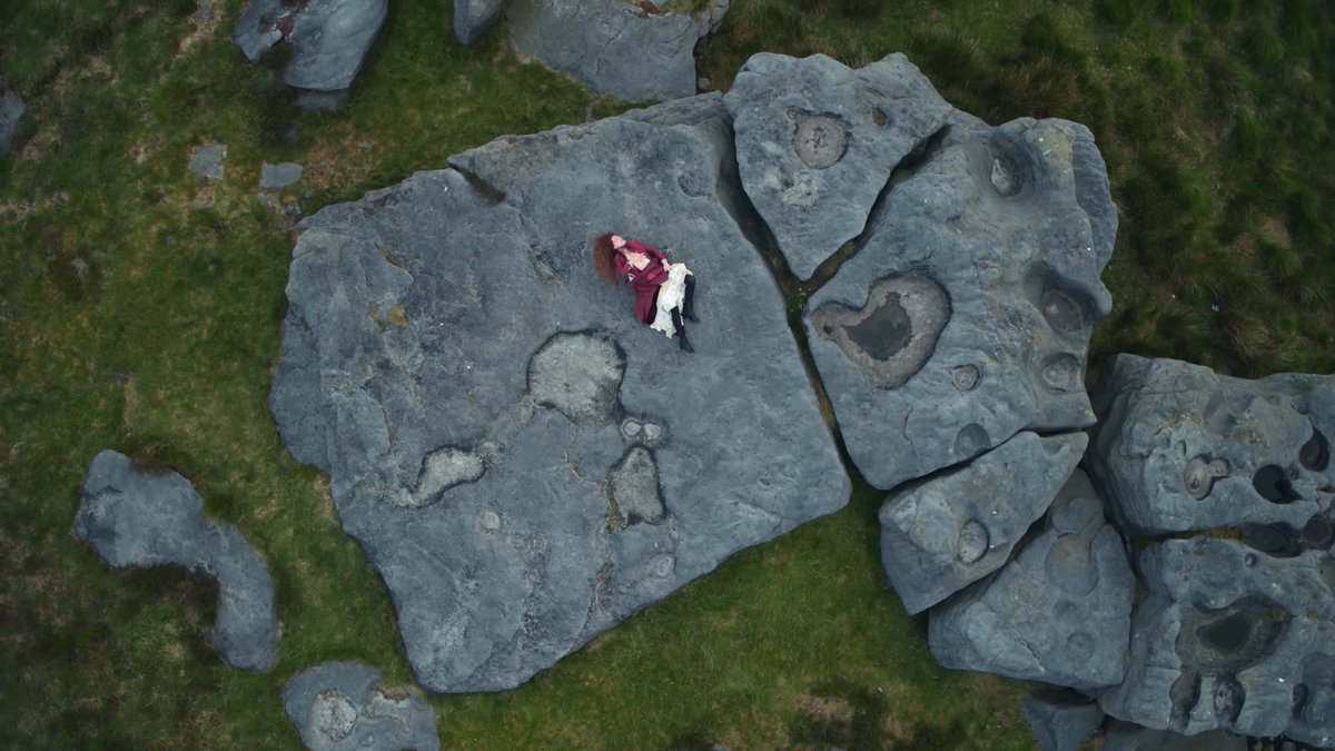 aerialworx's tweet image. Starting off the week here at Aerialworx with another music video for Florence + The Machine's latest single  'Sympathy Magic'! We loved being a part of this production and cannot wait to listen to the full album!

#filmmakers #production #setlife #dop #musicproduction #dronecrew