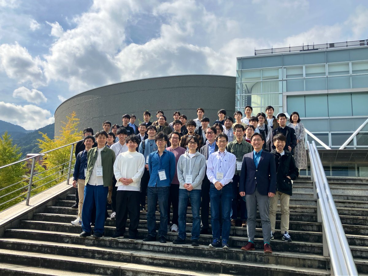 msmi_jp's tweet photo. 学術変革領域研究(A)「マルチスケールミューオンイメージングで『視る』：兆候から解明へ」の第1回領域会議を10月29日〜31日に開催しました。

各計画研究の紹介や今後の研究方針を共有し、計画研究間の融合研究につながる活発な議論が交わされました。

#msmi https://t.co/JnQIEyqJPa