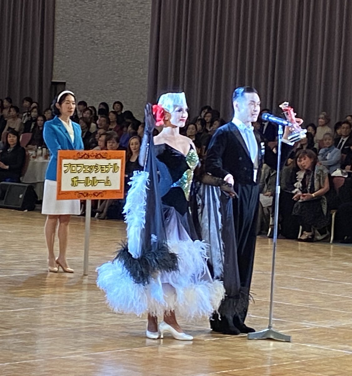 オープニングパレード
選手宣誓は福田 裕一・エリザベス グレイ組

ndcj.zaiko.io/e/dance2025jpn

#マダムローカップ
#統一全日本2025