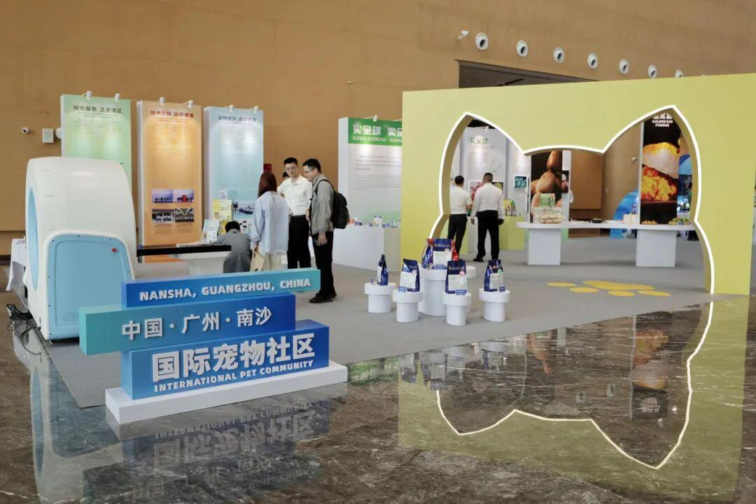 NanshaLook's tweet image. 🏙️ #Guangzhou Nansha builds int&apos;l pet community!
A 10,000㎡ pet hub is coming to GZ #Nansha, featuring premium medical care, retail &amp;amp; research.
It will offer full life-cycle services with HK-Guangdong collaboration, setting new standards in pet care.
#PetTech #Nansha #Guangdong