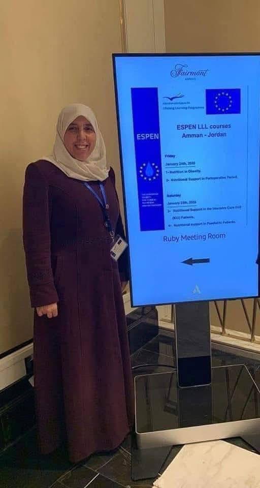 qadeyah_'s tweet image. حملة اعتقالات تطال أكاديمية وزوجة شهـ..ـيد|

اعتقلت قوات الاحتلال الدكتورة "منال الحاج حمد  بدرساوي" بعد مداهمة منزلها بشارع القدس وهي محاضرة في جامعة النجاح.

كما اعتقلت السيدة "اعتزاز جود الله" زوجة الشهـ.ـيد "إبراهيم هواش" عقب مداهمة منزلها في الجبل الجنوبي في نابلس.