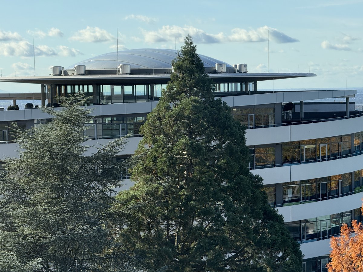 The Milinkovitch-Tzika lab tweet media