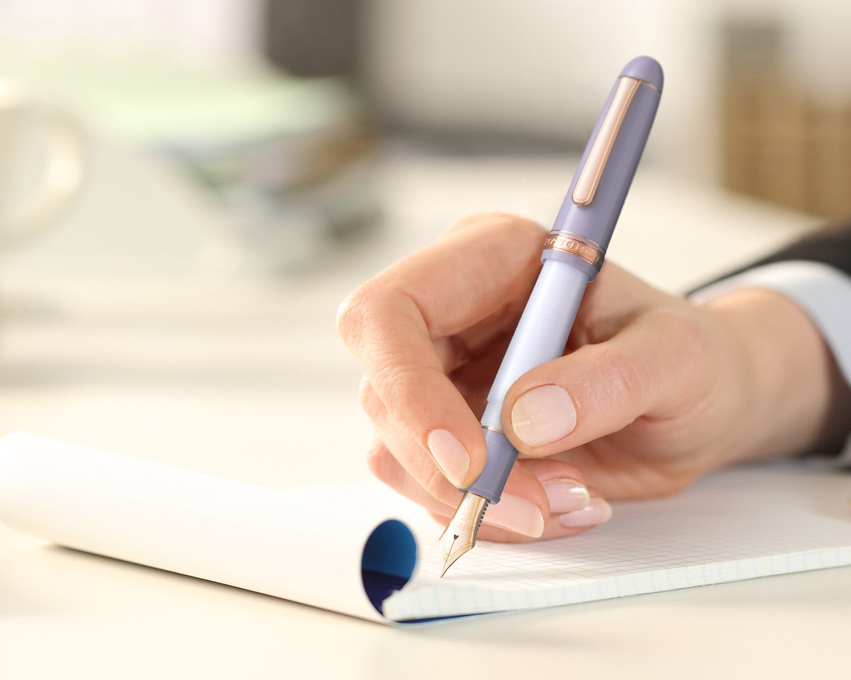 丸善丸の内本店 on X