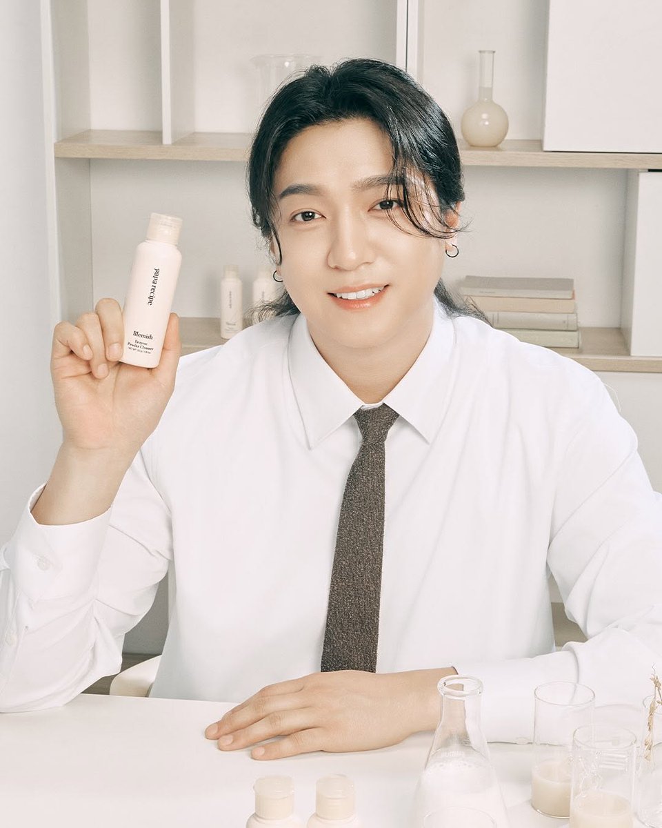 day6news_'s tweet photo. [IG] 251103 #SUNGJIN /sungddenly

🐻 Hi hi! Papa Recipe's son is hereㅋㅋㅋㅋ It's been cold and dry lately, but thanks to Papa Recipe, it's nice that my face don't have problemsㅋㅋㅋㅋ You guys should try it tooㅋㅋㅋㅋ
#paparecipe #파파레서피 #DAY6PICK #DAY6

https://t.co/1Hqb0TMjkO

@day6official