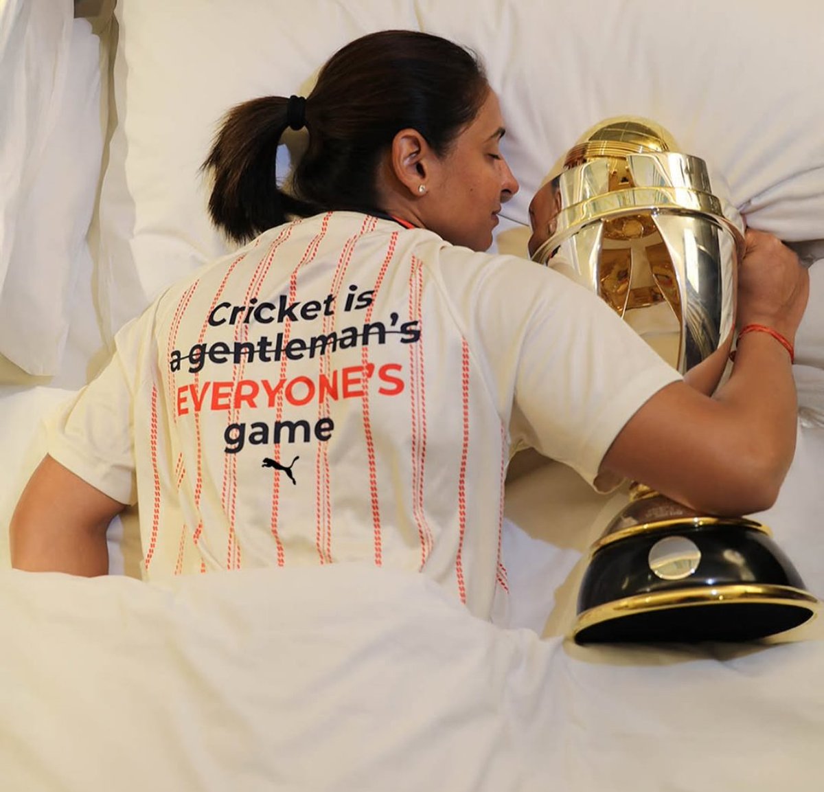 dudeitsokay's tweet photo. > jeet jay shah announced equal pay
> jeet amul mazumdar trained them
> one ICC jeet introduced women cricket 
> won one rigged trophy 
> now jeetas think they own this game https://t.co/nA79yk3Rej