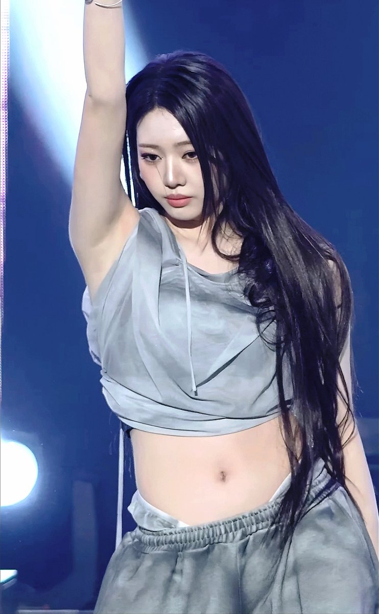 rorapicss's tweet photo. #RORA #로라 #BABYMONSTER https://t.co/rYYJ5q1qIO