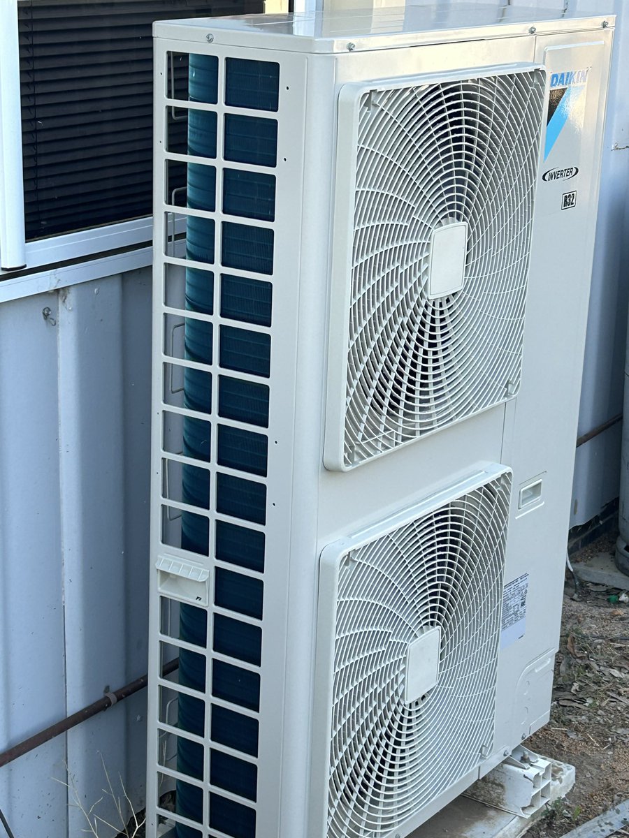 JJB McGill esquire Hoolz. living on McGill land tweet media