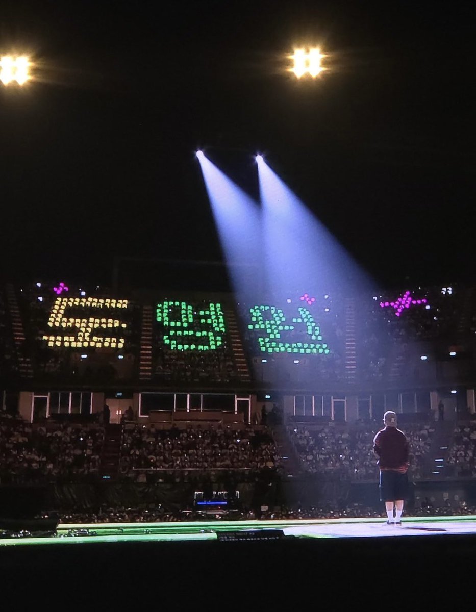 vanilla1127's tweet image. Anyway, this lovely project is organized by this fanbase account.
So what’s your point in saying they don’t support Kyungsoo?
We can support both solo and group activities. Thai EXO-Ls are great at multitasking. Could you?
If you can’t say anything useful, then shut the fuck up.