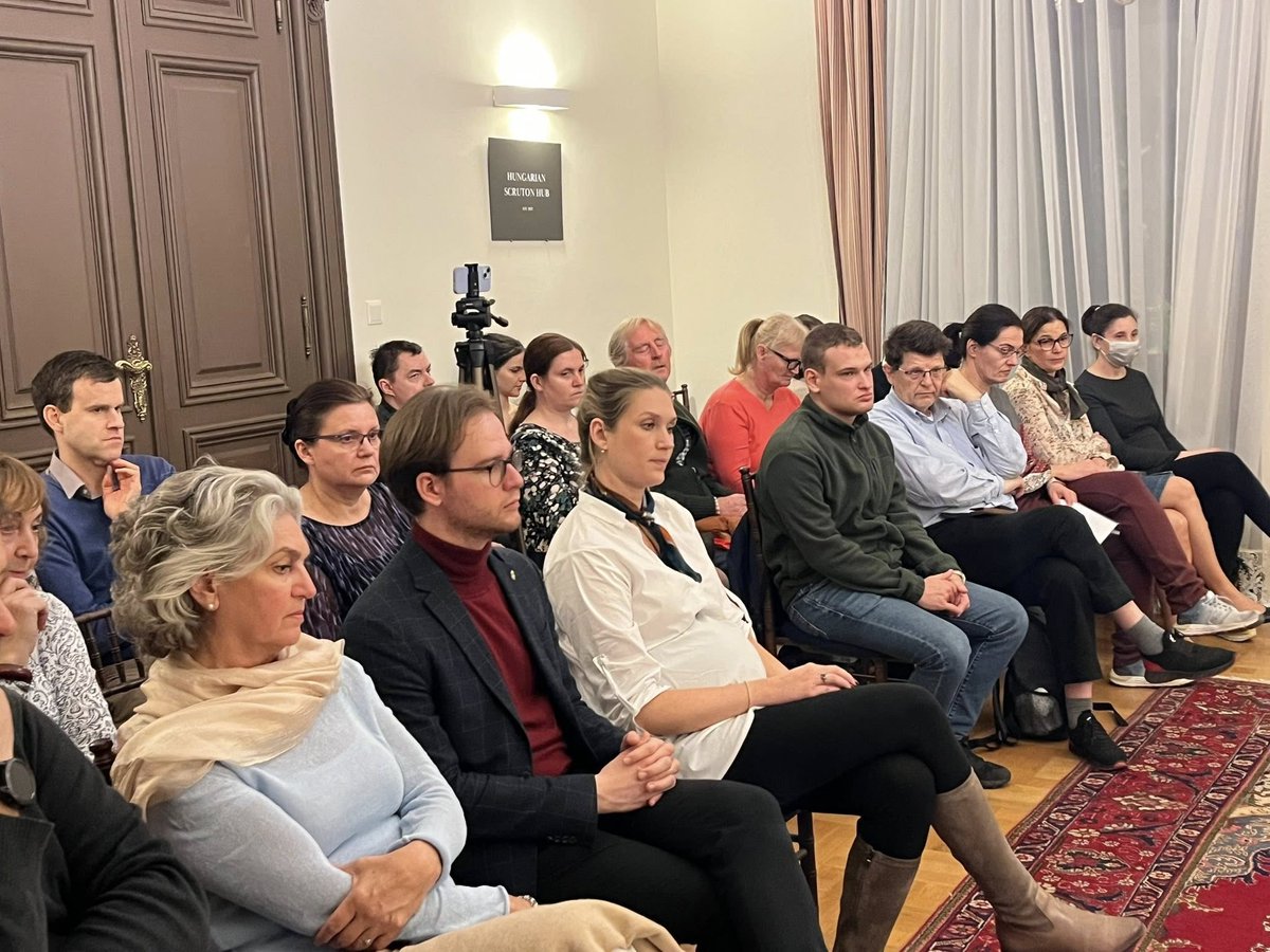 scrutonbudapest's tweet photo. Last week, in honor of Reformation Day, we hosted a special discussion where Protestant and Catholic theologians shared their thoughts on the Reformation and its message for today ✝ A heartfelt thank-you to our speakers for the insightful and inspiring conversation 👏 https://t.co/bfnTtaKj9u