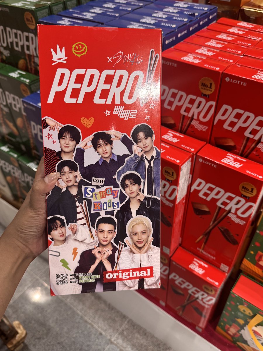 youngrubhiw's tweet image. — PEPERO #STRAYKDS 

#รับหิ้ว กล่องใหญ่ มี 4 แบบ
ราคา 220.-

▶️ค่าหิ้ว + ค่าส่ง 100.-

สนใจเดมน้าา
#pepero #ตลาดนัดเด็กหลง #ตลาดนัดstraykids
