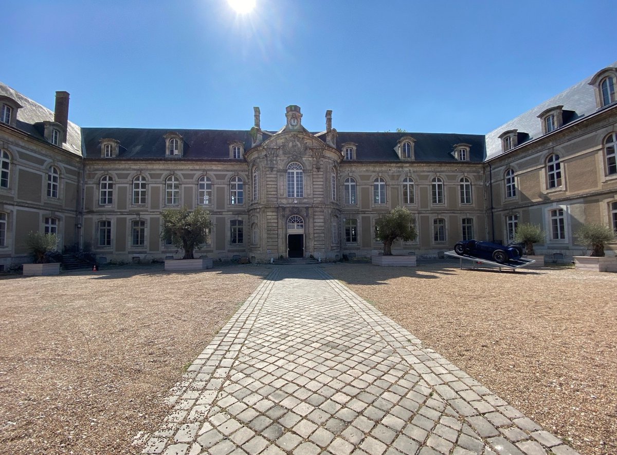VilleChateaudun's tweet photo. La Maison des Brocanteurs de Châteaudun sera ouverte mardi 11 novembre 2025 de 10h à 18h !
#Chateaudun #MaisonDesBrocanteurs https://t.co/1lQsX3Ak3w