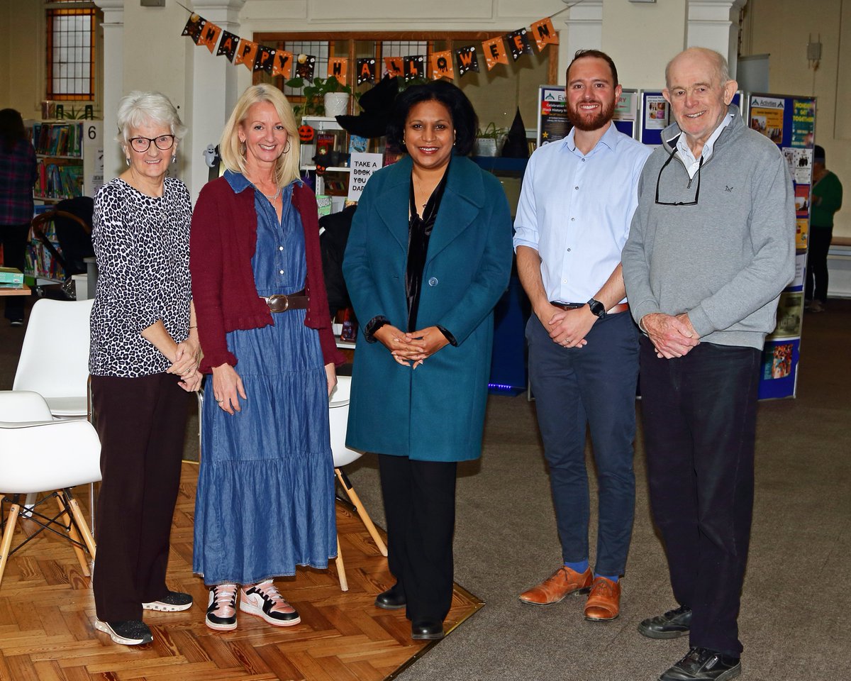 Community Libraries Network tweet media