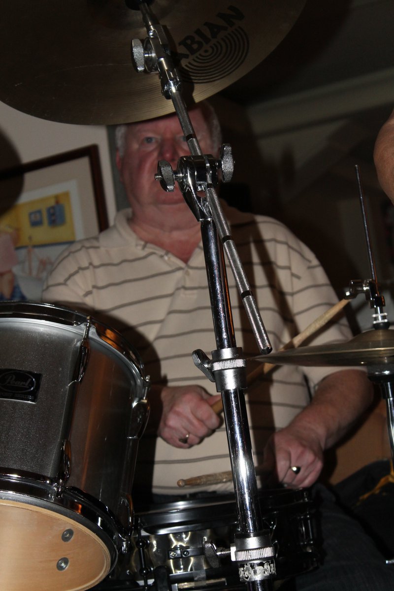 Pieces in November 2015

The Beaufort Arms, Crickhowell

#Crickhowell
#Music #photooftheday #rhythmandblues #60s #BirthtoReunionandBeyond

<a href="/JWPReardon/">John</a>
<a href="/vixmix144/">Victor Johnson</a>