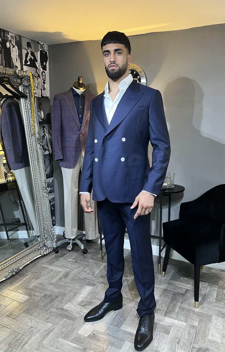 Perfectly fitted and sharp for <a href="/adamsuperkid/">Adam Azim</a> 🥊

Double-breasted Super 130s suit paired with a bamboo shirt, tailored by Neil McCann

#bespoke #bespoketailoring #adamazim