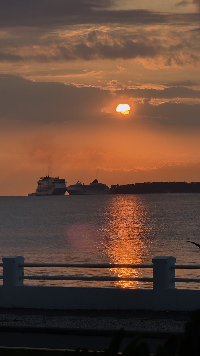 bateaux entre Cannes et l’île Saint-Honorat