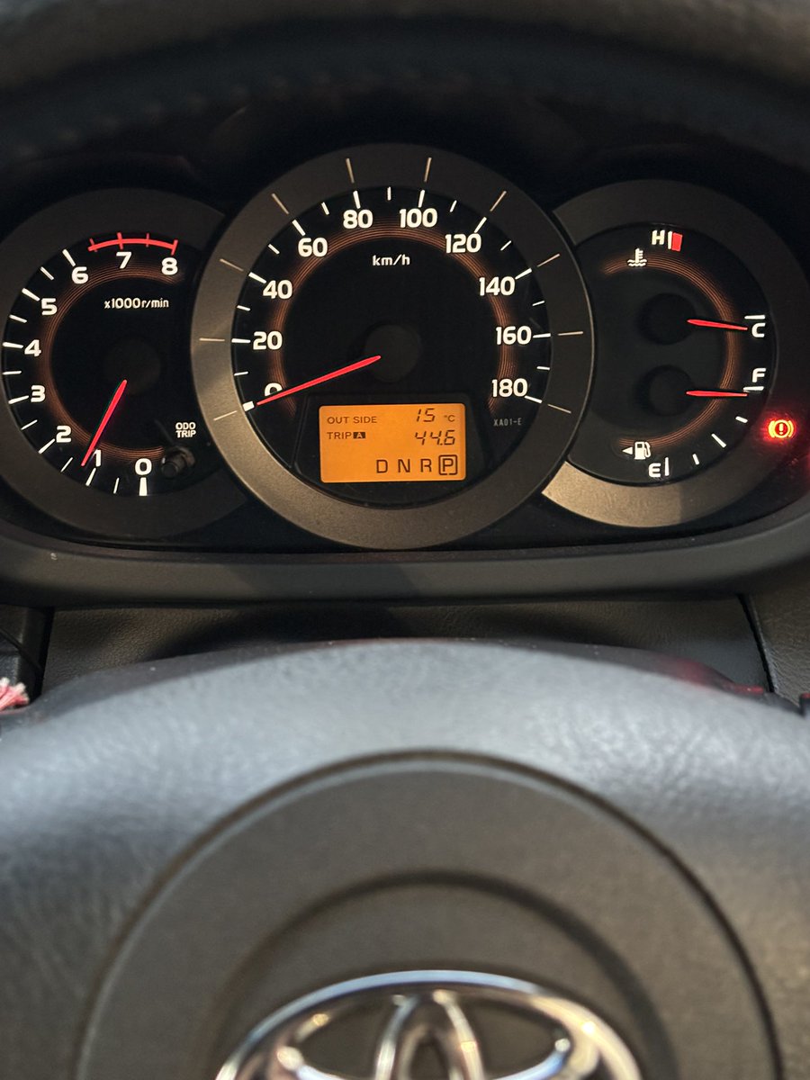 shuji_pten's tweet image. こんばんは
シュウジです

元祖スマスロといえばヴヴヴ？
ということでヴヴヴ2導入です
記念にドライブに行ってきました
…ｳｿ、ﾊﾞｯﾃﾘｰｱｶﾞﾘﾎﾞｳｼﾉﾀﾒﾃﾞｽﾖ

🎊㊗️新台入替㊗️🎊
＿＿＿＿＿＿＿＿＿＿＿
 11月4日(火)10時開店
￣￣￣￣￣￣￣￣￣￣￣…