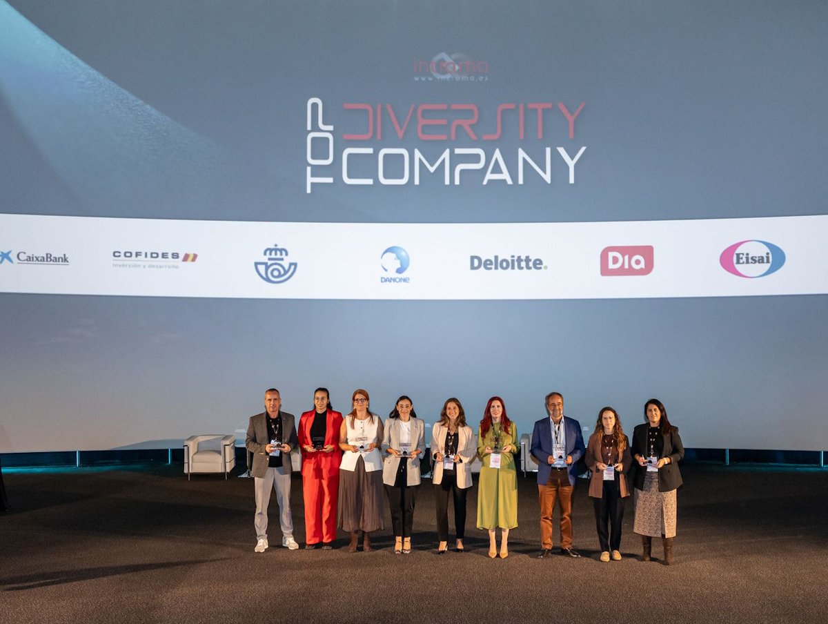 COFIDES's tweet photo. 🌟 COFIDES, entre las 50 empresas más inclusivas y diversas de España.

Obtiene la certificación 𝗧𝗼𝗽 𝗗𝗶𝘃𝗲𝗿𝘀𝗶𝘁𝘆 𝗖𝗼𝗺𝗽𝗮𝗻𝘆 𝟮𝟬𝟮𝟱, que reconoce a las organizaciones líderes por sus políticas y estrategias ejemplares en #diversidad, #equidad e #inclusión. https://t.co/GxzHxcFgUq