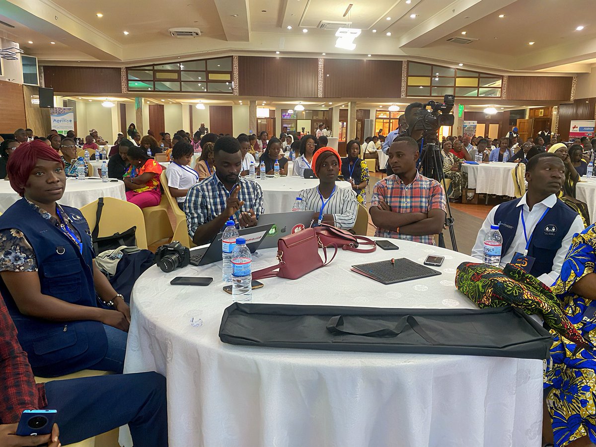 La VIFEDE participe au Forum provincial intergénérationnel sur le leadership féminin, tenu en marge du25ᵉ anniv de la Résolution 1325.

Membre du Secrétariat prov. 1325, elle y partagera des témoignages illustrant son engagement pour la vulgarisation et la promotion de la 1325.