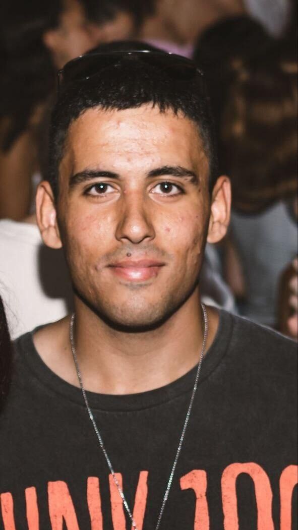 El cuerpo de Oz Daniel, de 19 años, quien cayó en combate el 7 de octubre y cuyo cuerpo fue secuestrado y llevado a Gaza, ha sido devuelto a Israel.

Bendita sea su memoria 💔