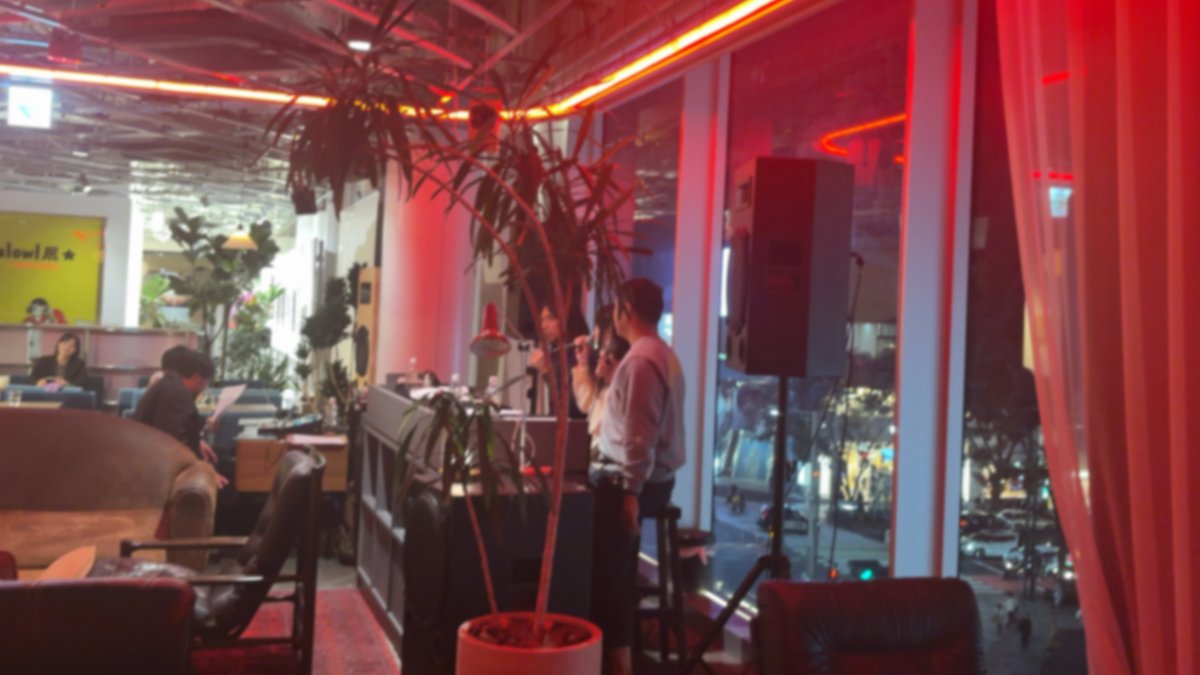 📻11月3日 公開収録📻
🌠1本目(後半)ゲスト🌠

🎙️中臺孝樹さんがプッシュ！ 
シンガポールと日本にルーツを持つシンガーソングライターのMona Shirakawa（モナ・シラカワ）さんがトーク中です！

#あれふかわじゃね #マーキ813 #jwave
<a href="/GRANDMARQUEE813/">GRAND MARQUEE</a>