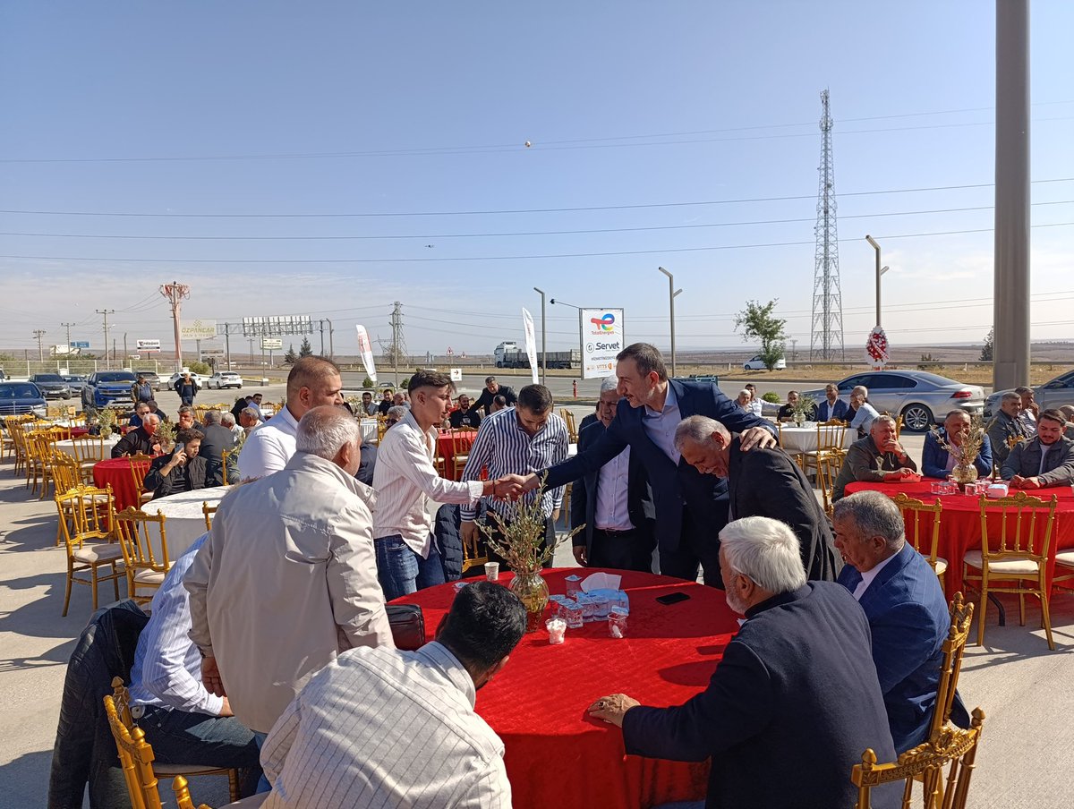akserhanbaskan's tweet image. Kilis’imizin ekonomisine güç, istihdamına katkı sağlayacak Servet Enerji ve Akaryakıt İstasyonunun açılışını gururla gerçekleştirdik. Hayırlı, bereketli ve bol kazançlı olmasını diliyorum.
#Kilis #Hizmet #Enerji #Akaryakıt