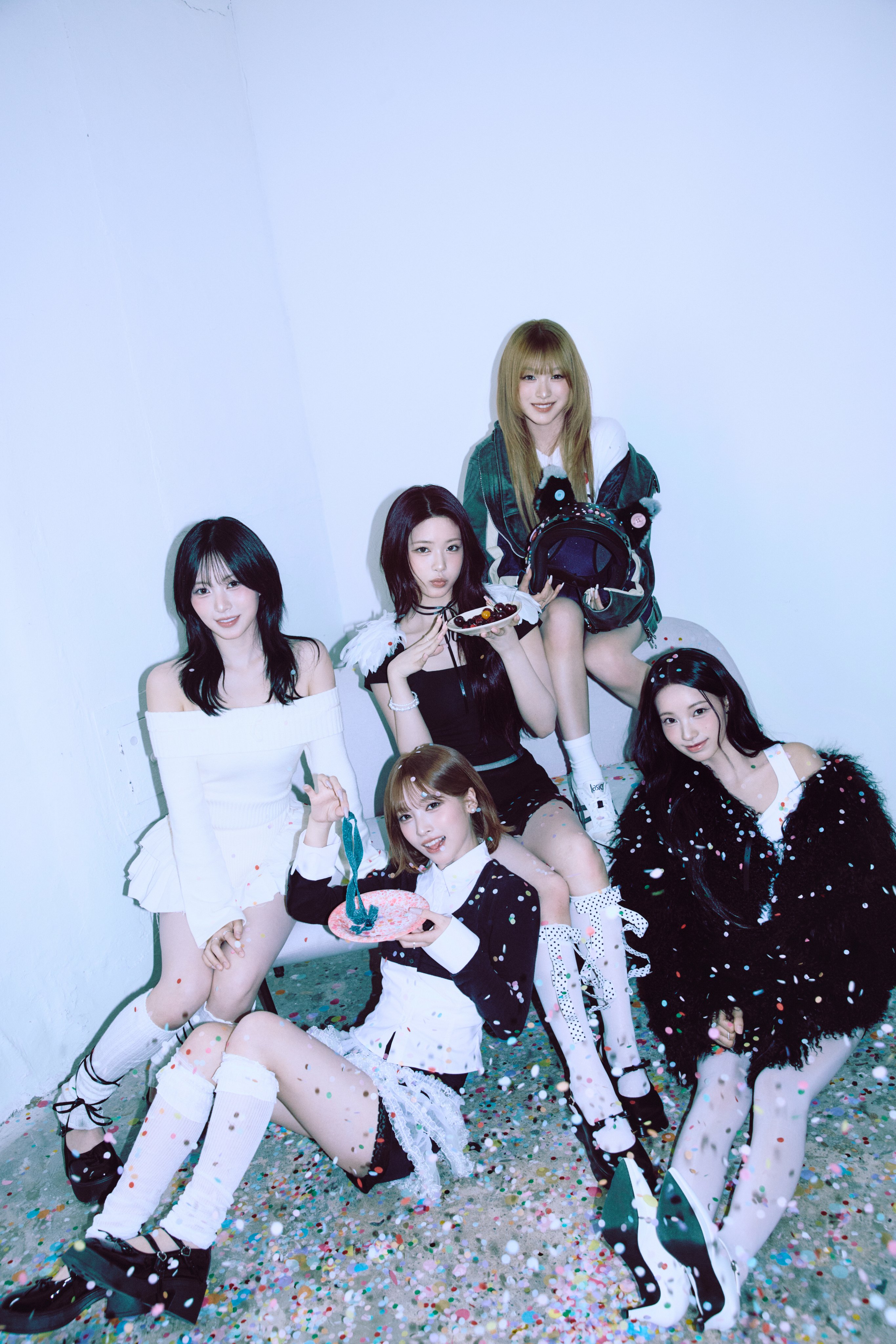 G40xkMbbAAAzodN?format=jpg&name=4096x4096