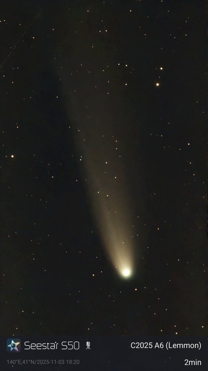 takku2's tweet image. 今日のレモン彗星とスワン彗星
#レモン彗星 #スワン彗星 #c2025a6lemmon #c2025r2swan #乙部町 #北海道 #otobe #seestar #はこだて天文宇宙クラブ