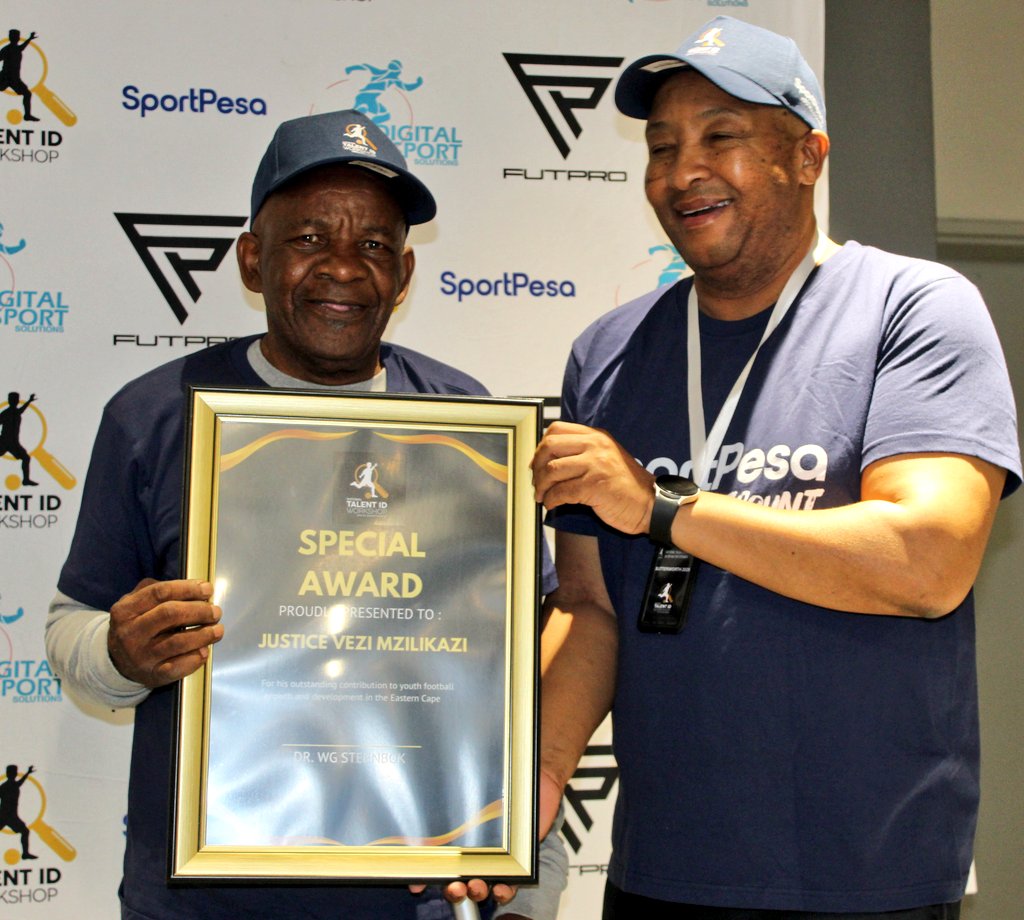 We honoured legends who groomed many in the Butterworth and surrounding areas 

Mzothando Makala
Justice Vezi Mzilikazi
Kholisile Mpeluza
Banzi Siyongwana

A tribute by Dr Steenbok that has touched hearts from province to province