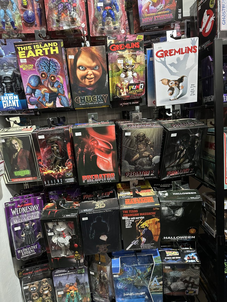 EightataN's tweet image. 福岡旅行で念願のトイコネクト行けた！
店頭にロストプレデター売ってて我慢できなくて購入！！！！