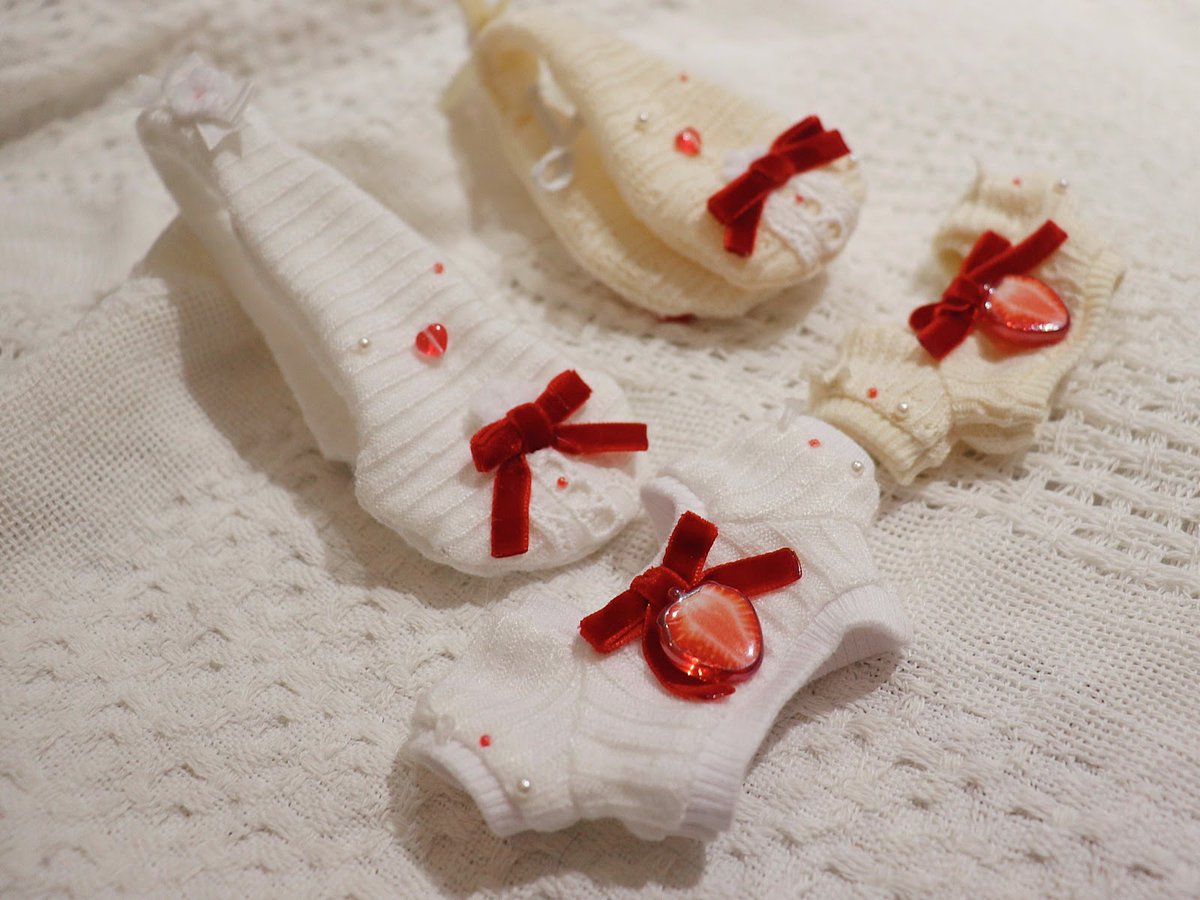 ☁️ 솜뭉치들만의 세상, 솜뭉치 온리전 🌨️
❄️ 겨울에 솜프리마켓11⛄️
🗓️ 25년 12월 20일 (토)
🏛️ 서울 SETEC전시장 3관 (서울 3호선 학여울역)

<쪼물쪼물 다이어리 / jjomul_diary>   ✖️<a href="/jjomul_diary/">쪼물쪼물 다이어리</a>
📕솜인형-무속성/5, 10, 15, 20cm 이상/의상, 도안
🎀한 땀 한 땀 마감 쪼지며 연습 중인,
1인