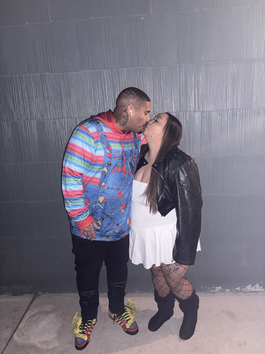 Happy birthday to the 🐐 <a href="/gmarsh21/">G Marsh 💙</a> I love you and a have a great day today ❤️❤️