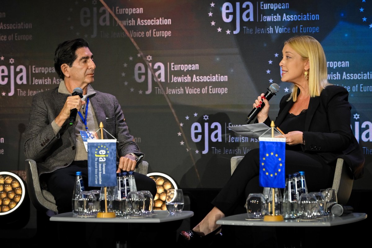 Europa hoort Amerikaanse strijd tegen haat in Krakau: Het gesprek in Krakau over Amerikaanse methodes tegen antisemitisme en anti-Zionisme bood een blik op veerkracht. Met een strategie uit 2023 die honderd acties telt, vecht de VS terug tegen haat die… indegazette.be/europa-hoort-a…