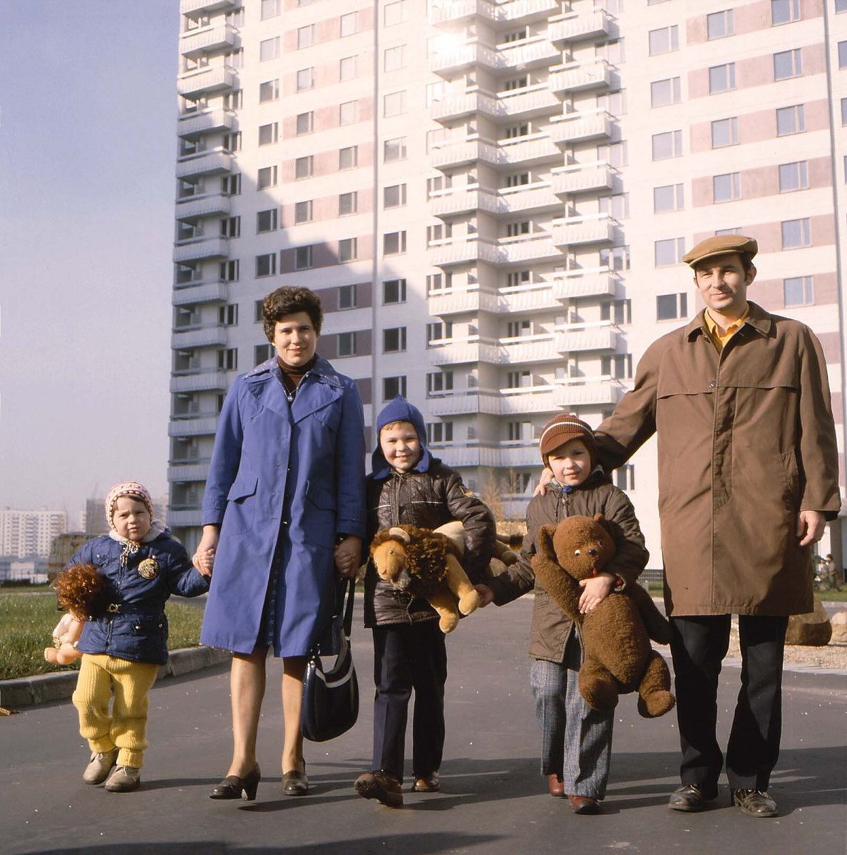 Soviet family, Moscow, 1981.