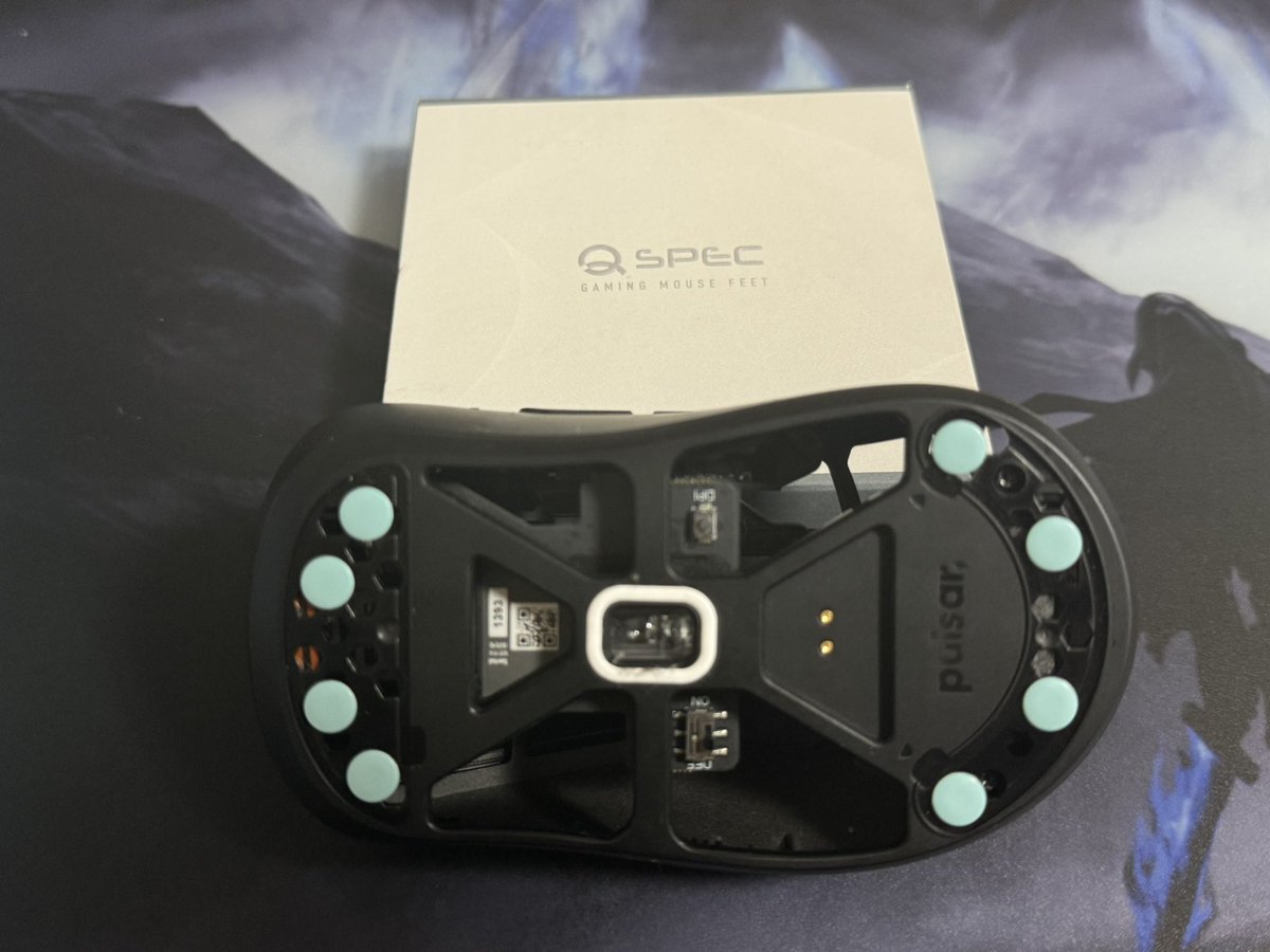 最近よく見るQSPEC Aquaを買ってみた