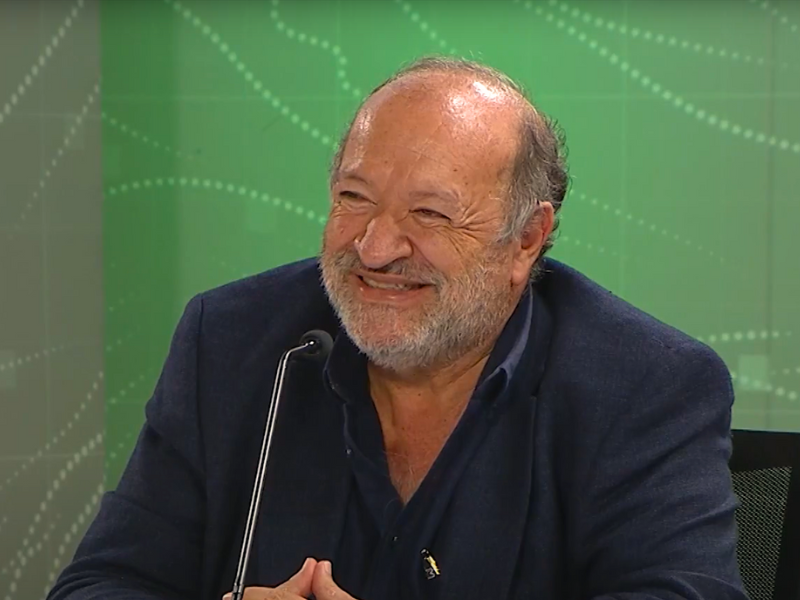 El Director artístico del <a href="/TeatroManizales/">Festival Teatro MZL</a>  y <a href="/Fiavbogota/">FIAV Bogotá</a> , <a href="/octavioarbelaez/">Octavio Arbeláez Tobón</a>  recibe el Premio Vida y Obra en la categoría Gestor cultural del <a href="/mincultura/">MinCultura Colombia</a>  2025. Más info en la sección Noticias de Kioskoteatral.com: kioskoteatral.com/noticias/octav…