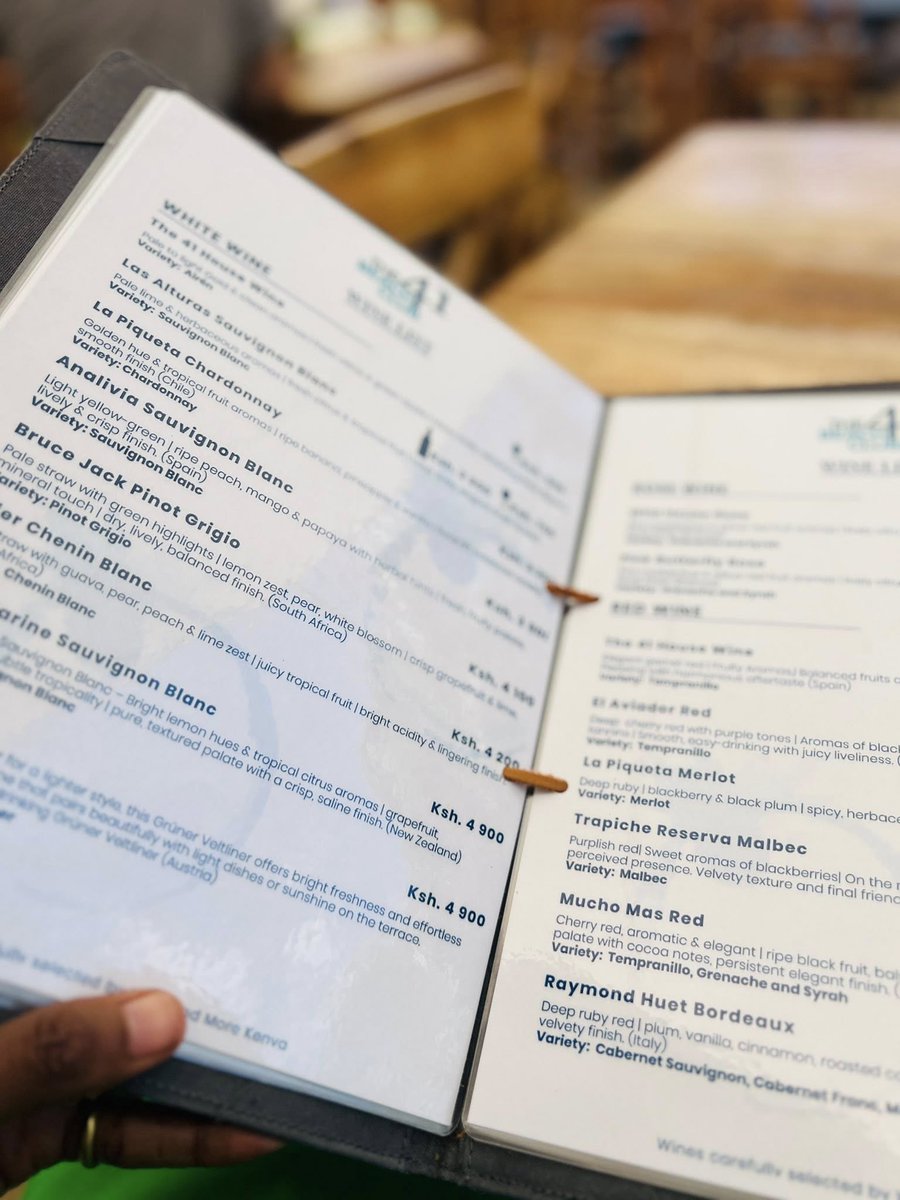 LibossoVincent's tweet image. The first thing I look for in a coastal bar is the greeting — that moment when you go from being a stranger in a strange place to a welcomed guest, waiting for a drink. Collins nailed it today with warmth and charm. 

#BeachsideDining #WholesomeDining #InclusiveByDesign #Diani