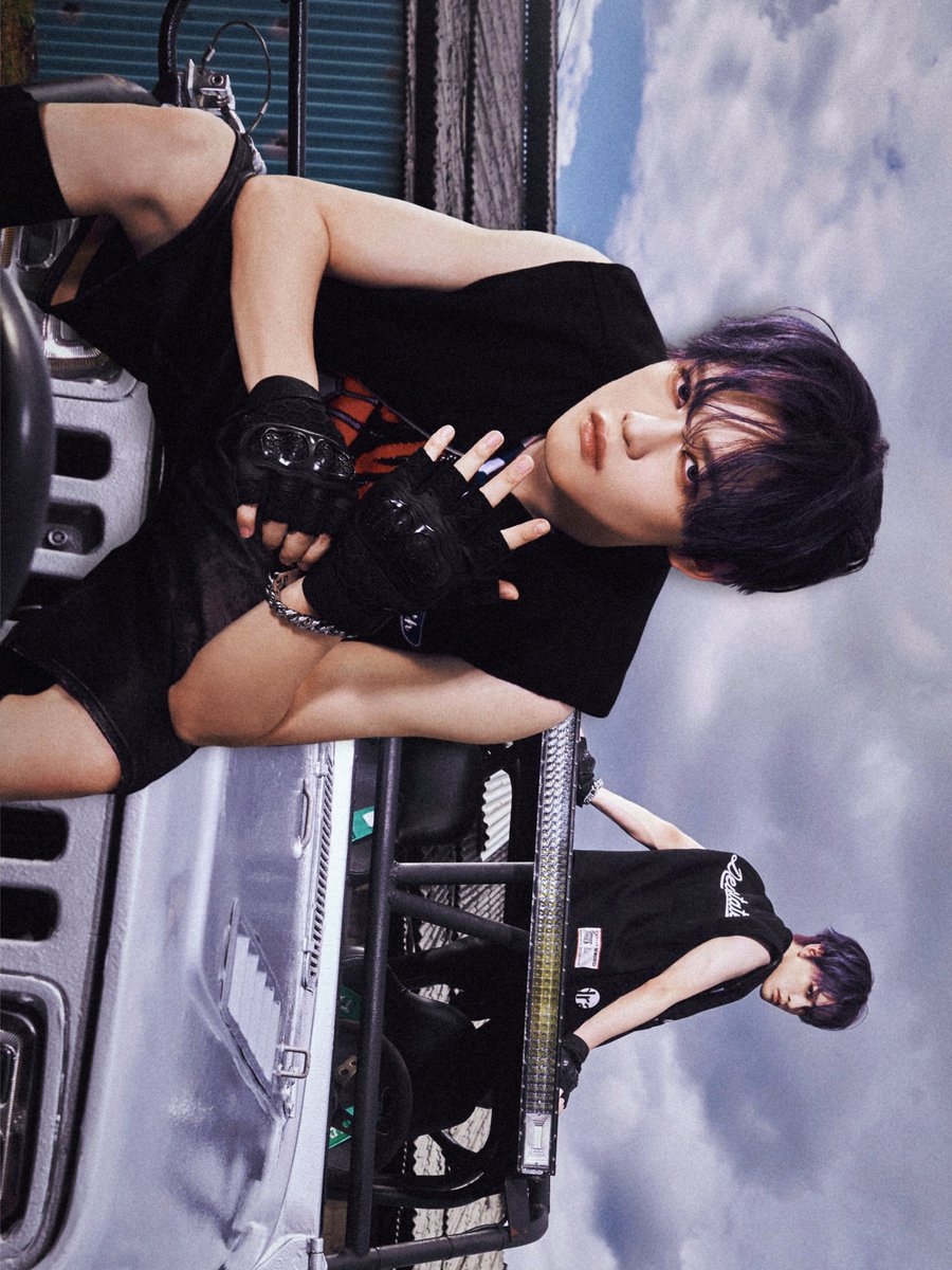 ¹¹²² tweet media