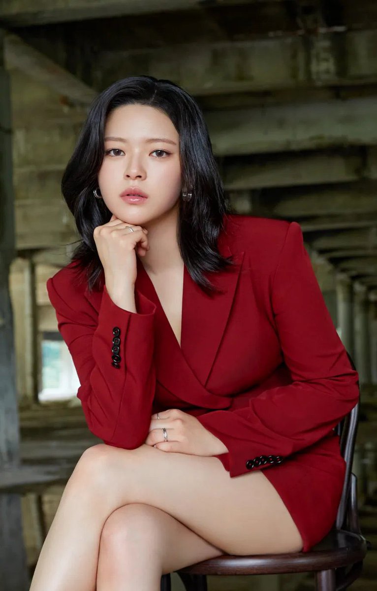 najeongm_'s tweet photo. THE HOTTEST WOMAN https://t.co/MwyXBA59VJ