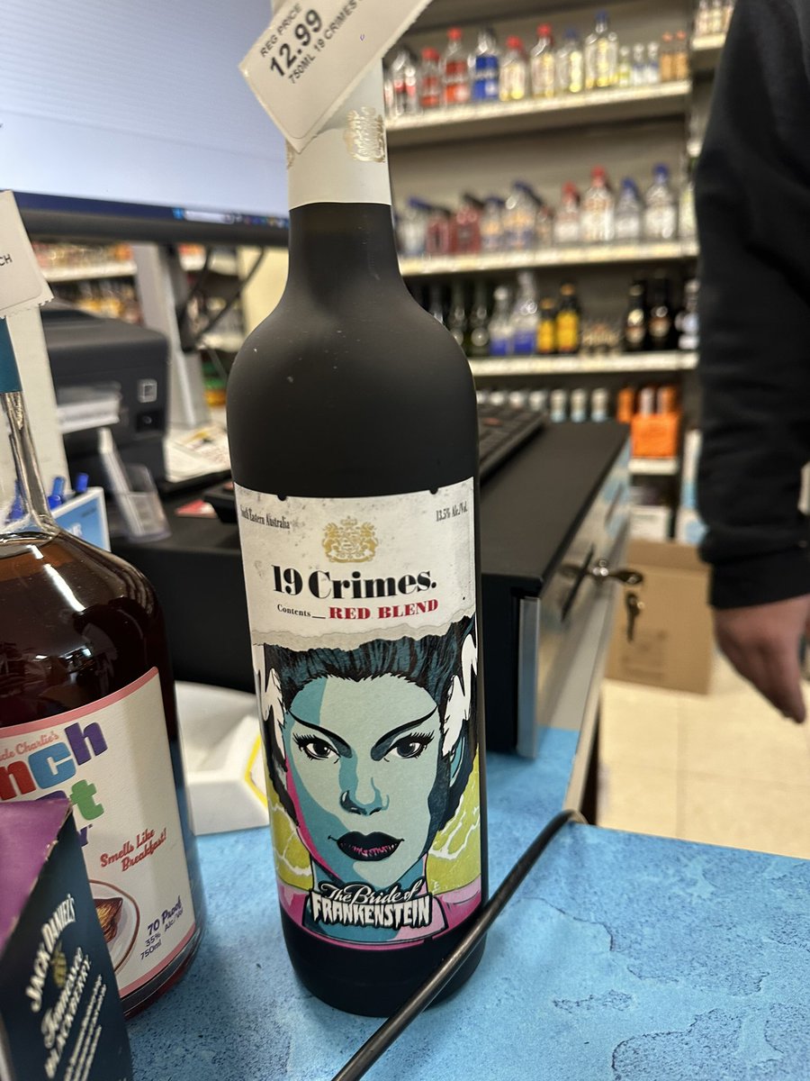 Vieron lo que hace esta botella si la scaneas?