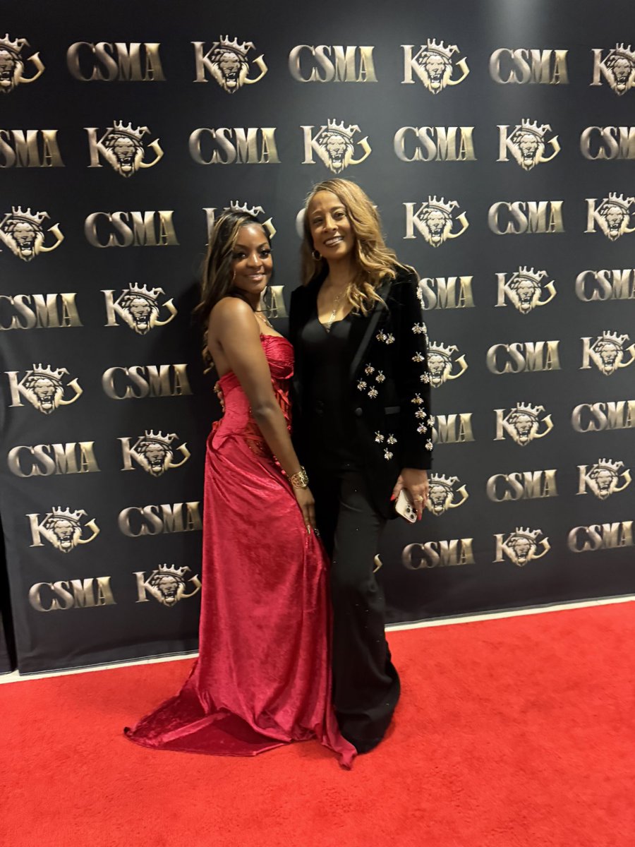MsJuicyGenius's tweet image. King George put on for Southern Soul last night!! Carolina Soul music awards  was absolutely phenomenal 🏆 truly honored to be a member of the planning committee and I can’t wait for next year! Don’t miss it! #CSMA