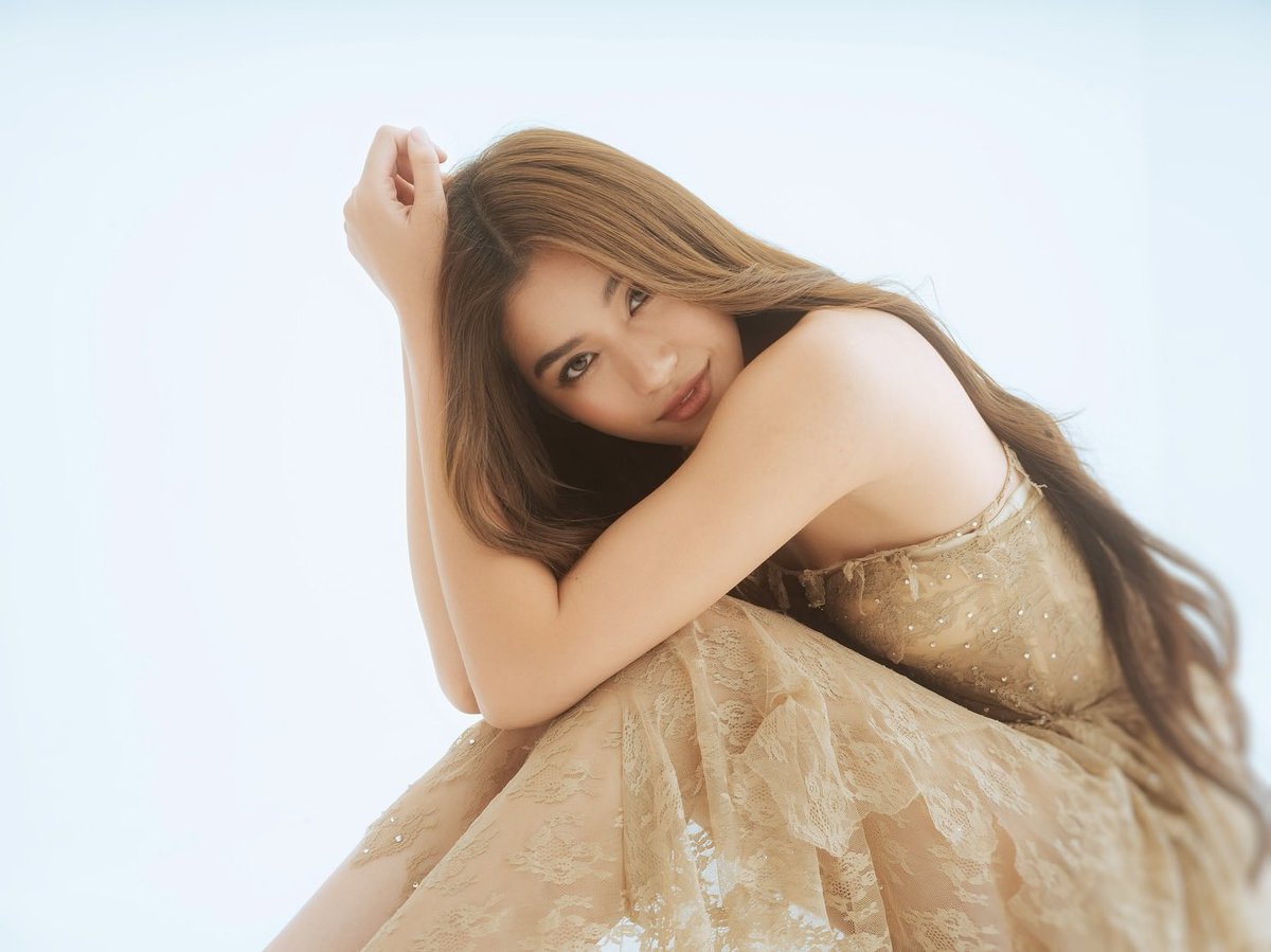 This gorgeous girl right here ☺️