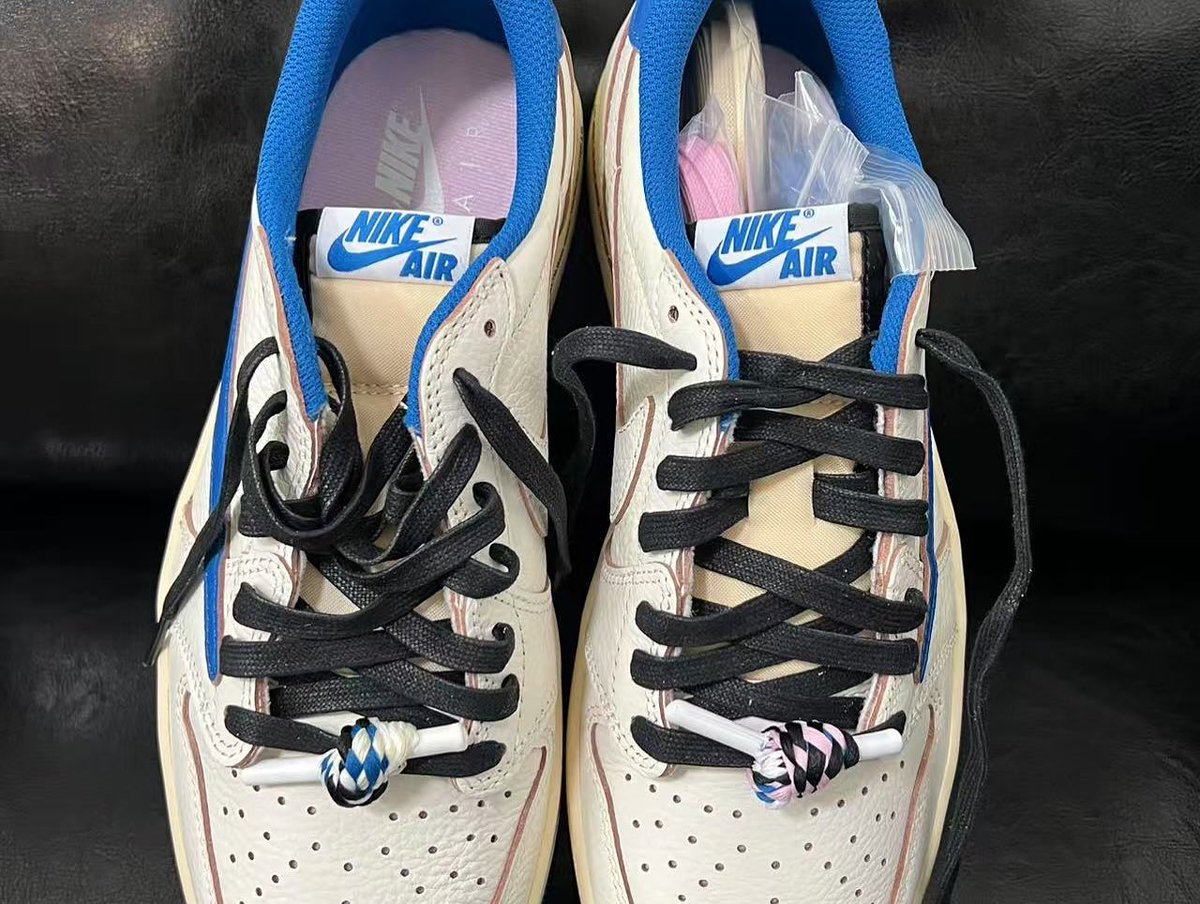 Ovrnundr's tweet image. Travis Scott x Fragment x Air Jordan 1 Low

• $155 USD 
• Family sizing
• November 8th

- Stock 40,000 pairs