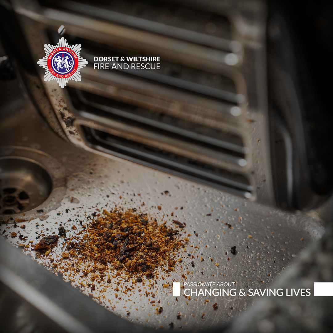 DWFireRescue's tweet photo. Help older relatives and friends stay #FireSafe in the kitchen.  Clearing the crumb build-up in toasters will help prevent a fire. #CookWithCare https://t.co/sD7VfM643n