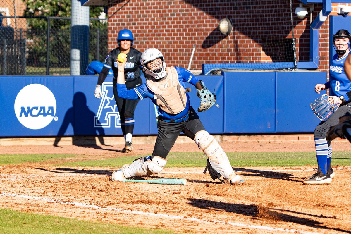 MemphisSoftball's tweet image. Game 2 incoming ⏭️

🆚 Black &amp;amp; Blue Series
ℹ️ Team Black Leads 1-0
🕞 3:30 PM
📍 Tigers Softball Complex
🎟️ Free Admission

#GoTigersGo