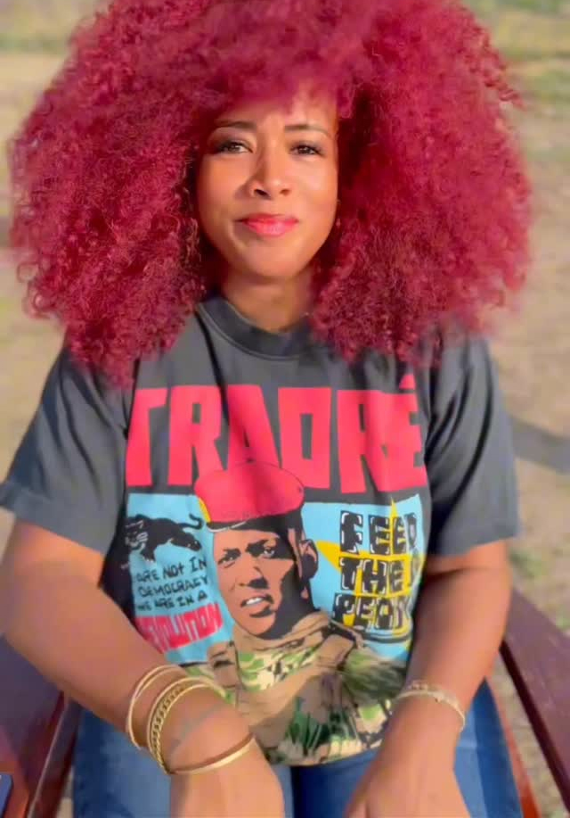BlackNews's tweet image. Singer Kelis Talks About Moving to Africa With Her Three Kids

blacknews.com/news/kelis-tal…

#blacktwitter #black #kelis #blackwomen #blackwoman #Africa #Africans #Kenya