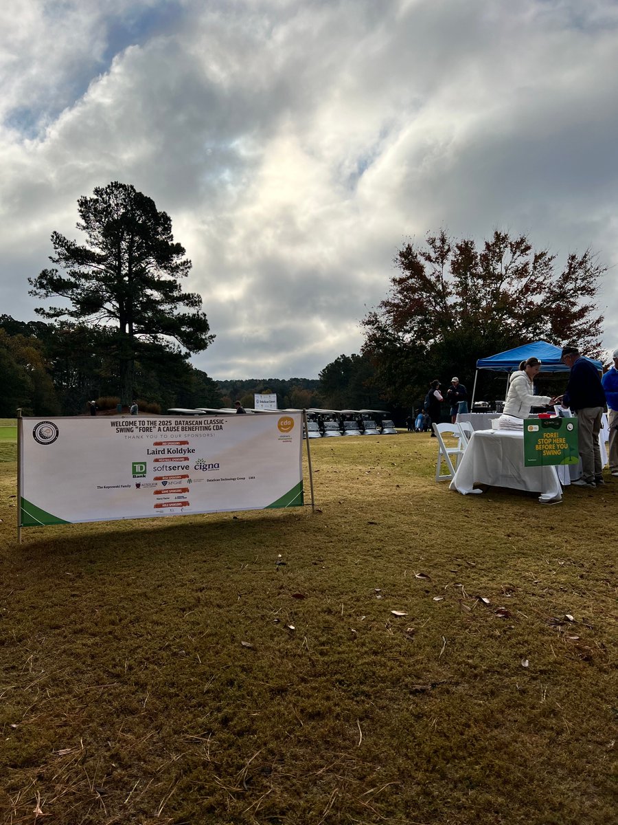 OneDataScan's tweet image. Fore!⛳️ The DataScan Classic is officially teeing off! Grateful to support a great cause and connect on (and off) the green.