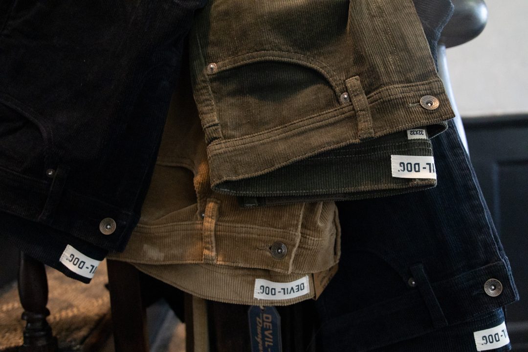 Corduroy season is calling. 
Five colors. Endless ways to wear them.

.
.
.

#DEVILDOGJEANS #DEVILDOGDUNGAREES #mensstyle #fallfit #corduroypants #mensfashion #fallstyle #devildogcrew #corduroy #fall #usa #menswear #workwear